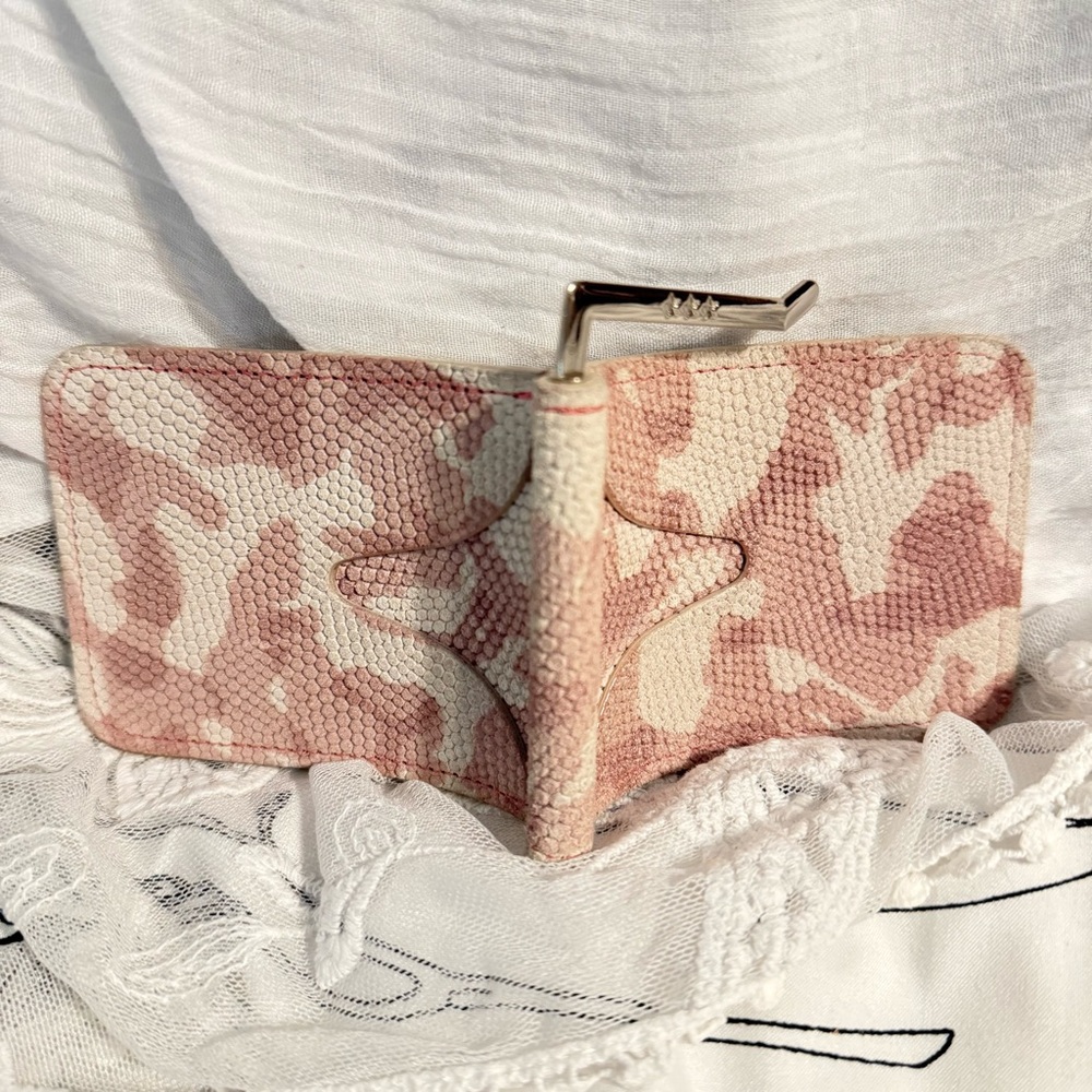 Jon Wye Textured Camo Print Genuine Leather Artisan Handmade Bifold Wallet